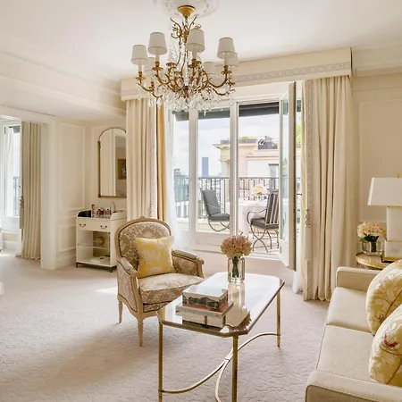 Four Seasons Hotel George V Paris-3
