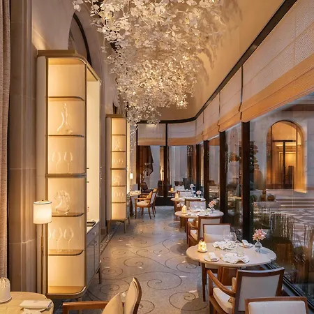 Four Seasons Hotel George V Paris-2