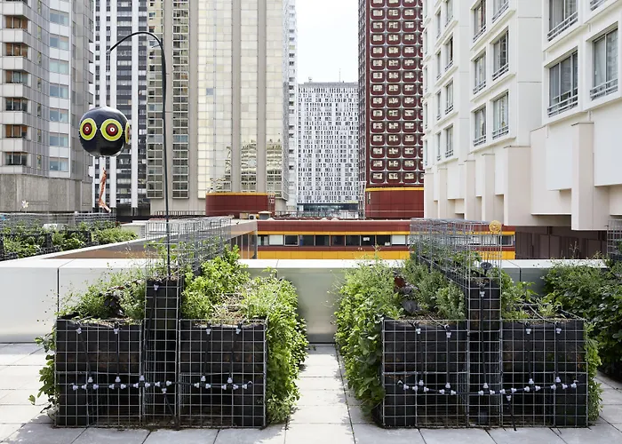 Yooma Urban Lodge Tour Eiffel Paris